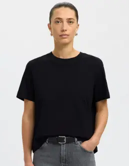 SELECTED ESSENTAIL SS BOXY T-SHIRT - BLACK - Toppe & T-shirts
