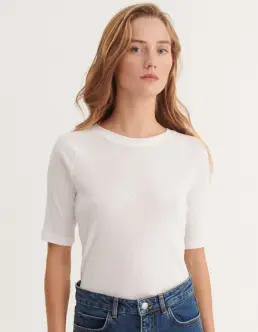 BASIC APPAREL ARENSE T-SHIRT - WHITE - BASIC APPAREL